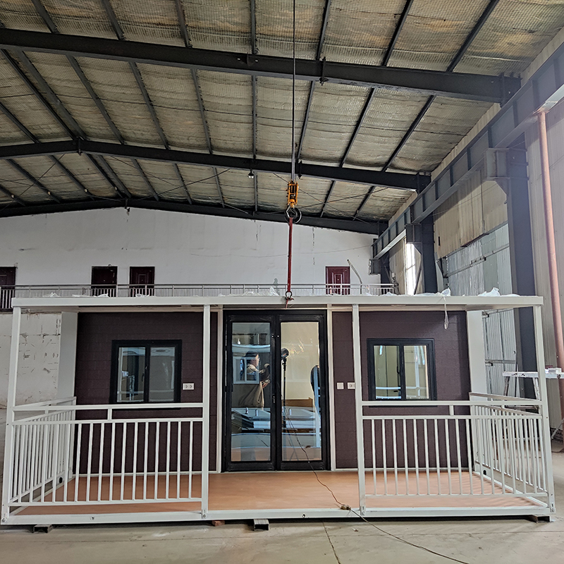 Expandable Container House With Terrace