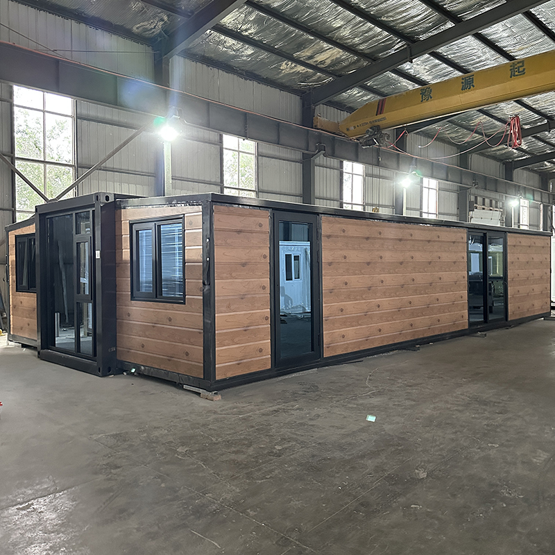 40ft Expandable House With Custom Glass Door