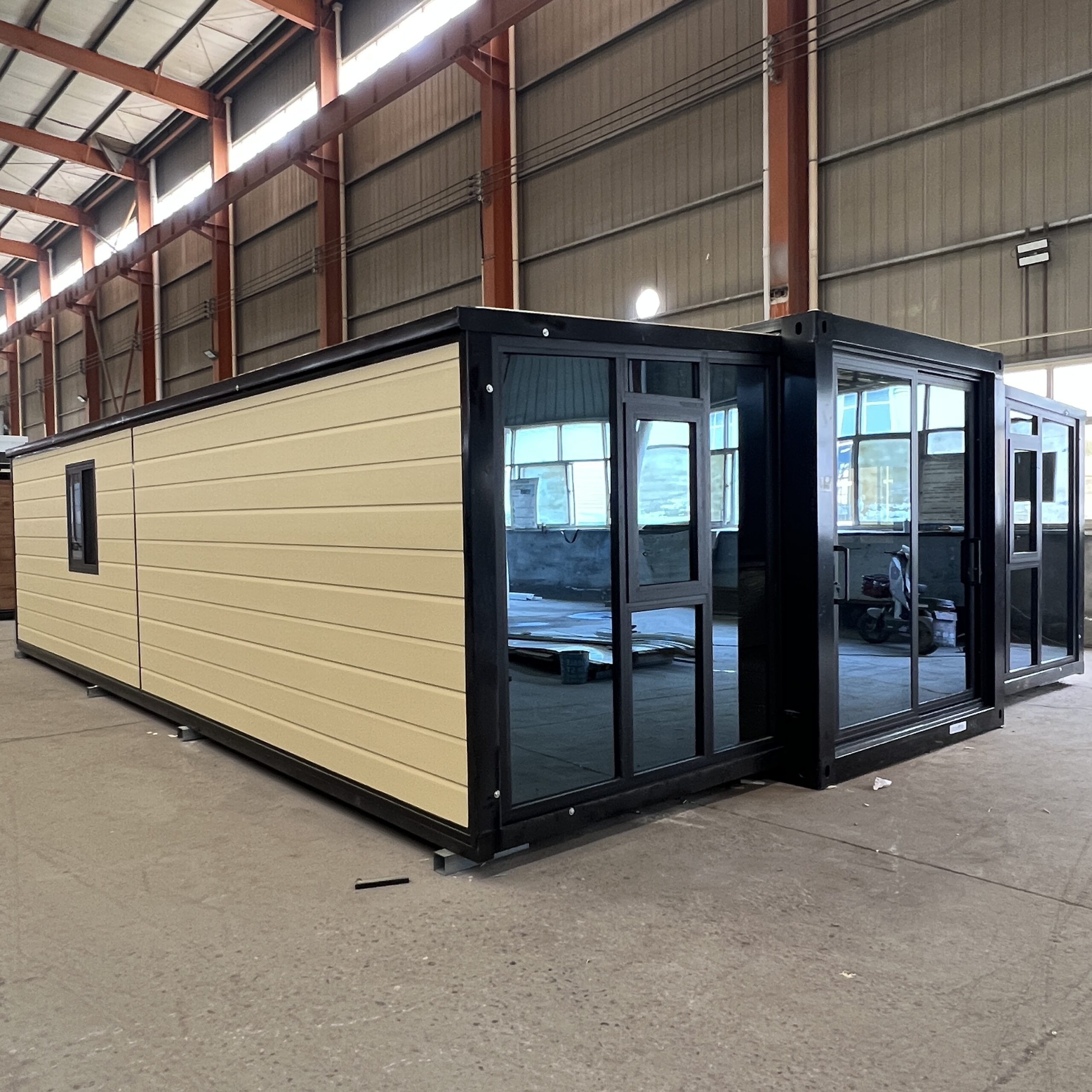 30ft Expandable House Yellow Brick Grain And Terrace