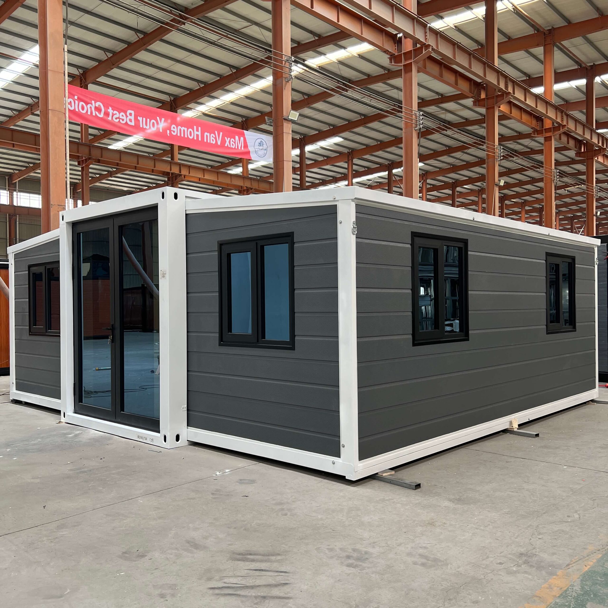 20ft Expandable House Gray Siding With Two Bedrooms And One Bathroom
